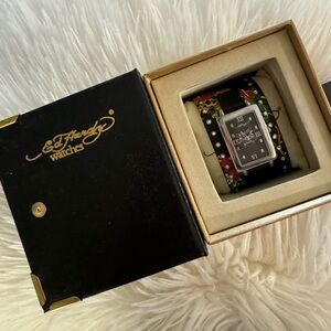 Ed Hardy Unisex Leather Cuff Skull Watch Love Kills Slowly Watch VTG Retired